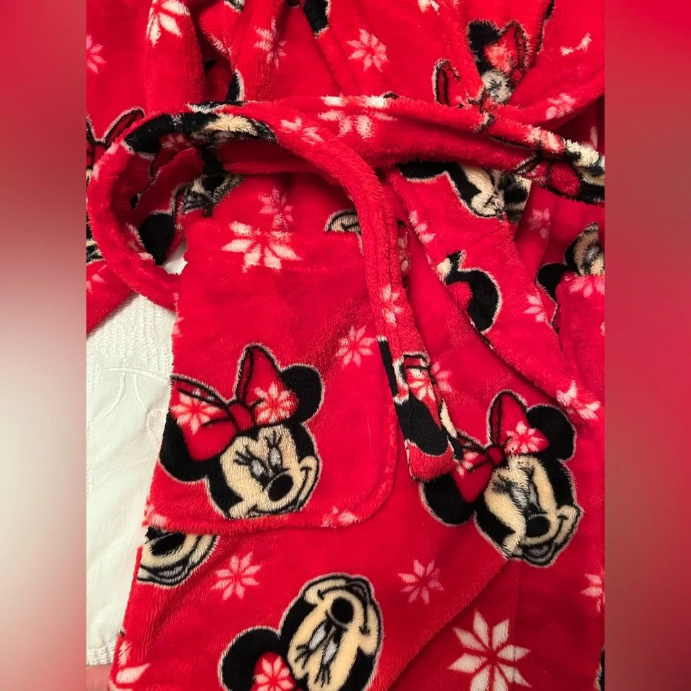 Disney brand Minnie Mouse warm red fuzzy soft pj bath robe - Picture 3 of 5